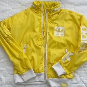 Adidas wind jacket yellow size 34